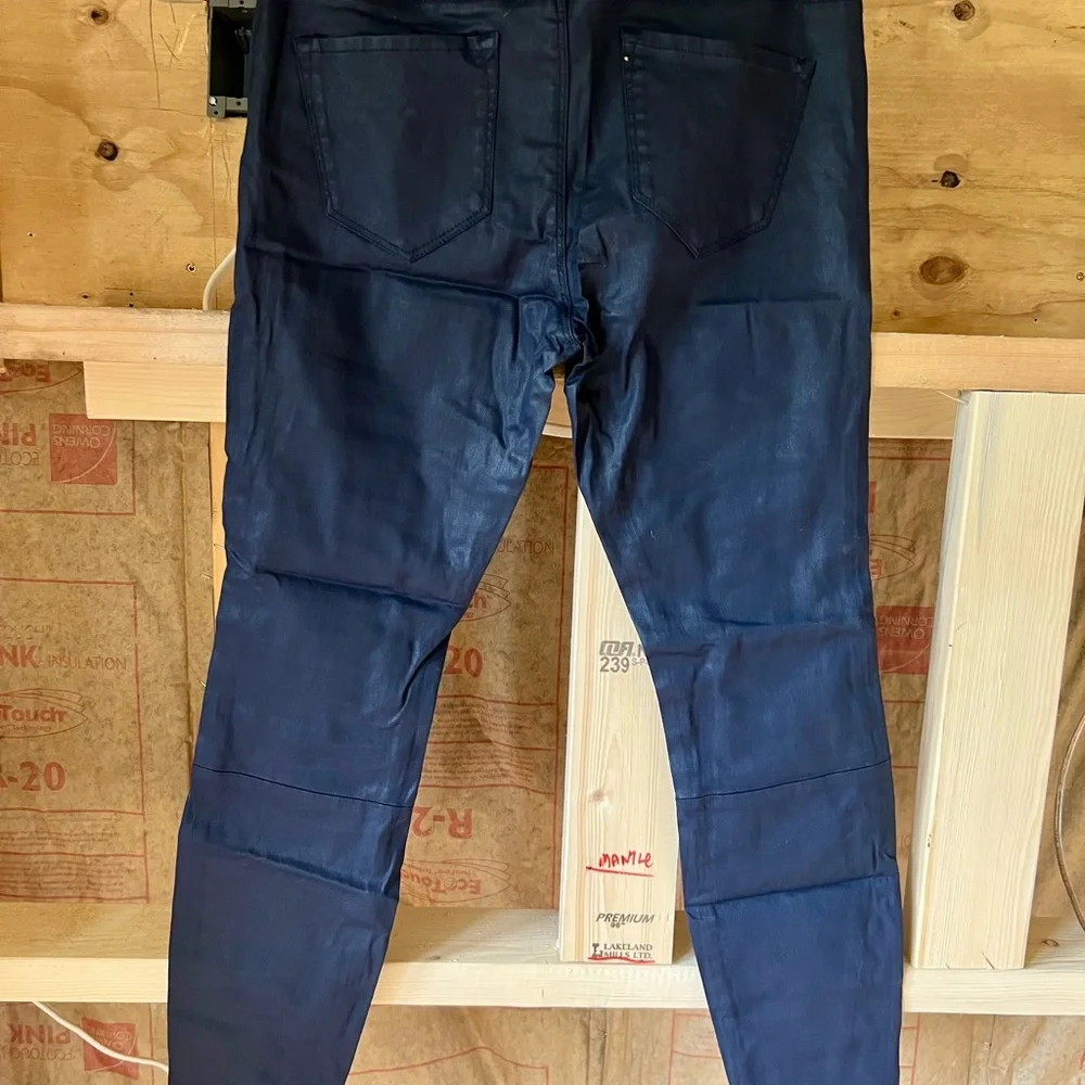 Zara woman premium denim coated dark navy blue skinny leg jeans size 8 - Picture 2 of 5